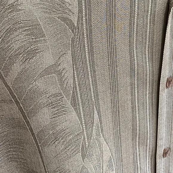 TOMMY BAHAMA Palm Tree Hawaiian Silk Button Up Green Khaki Shirt. Size L - Picture 8 of 15